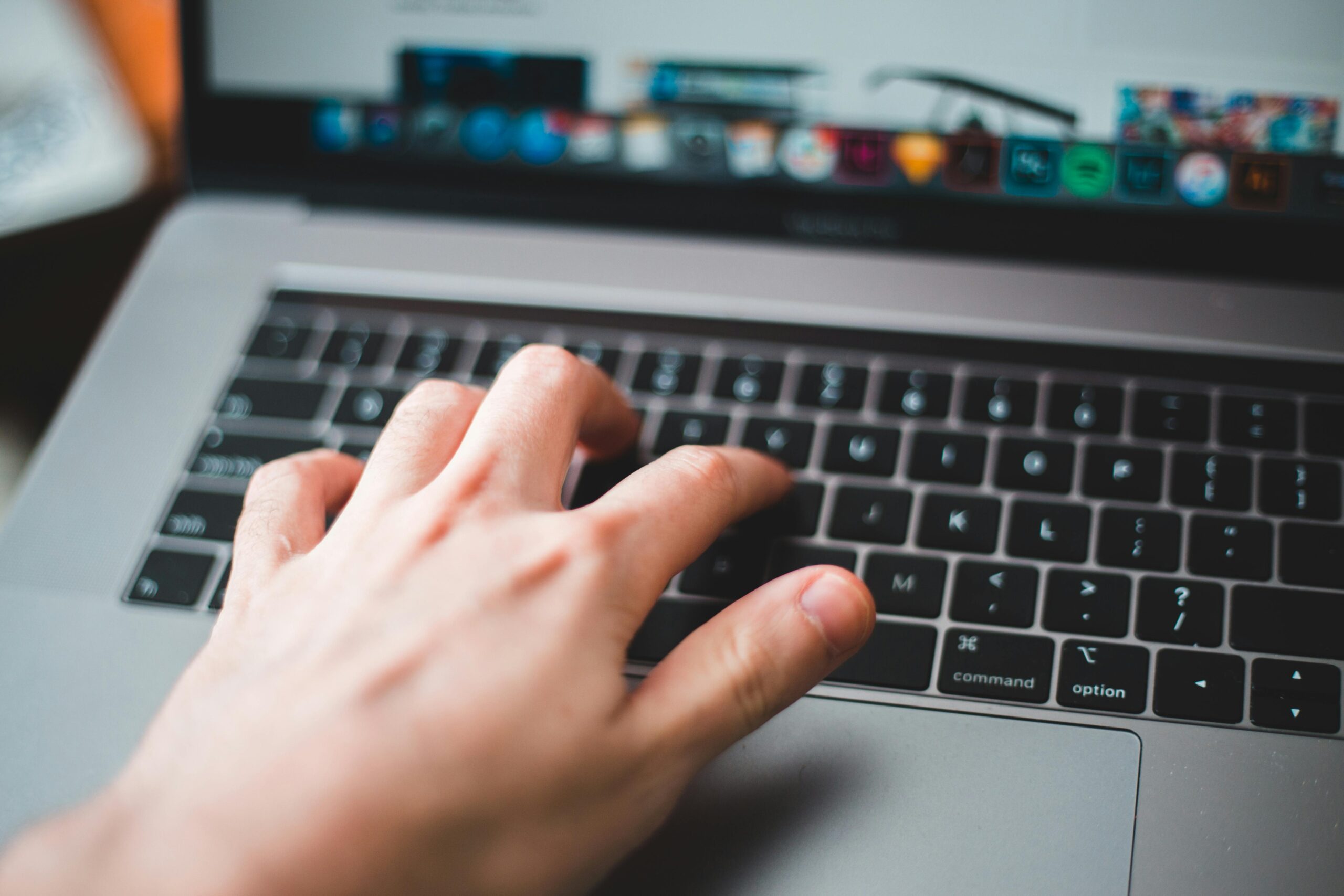 Truques para Melhorar sua Conexão com a Tecnologia sem Exageros